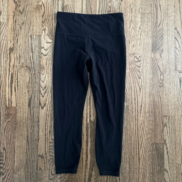 Athleta Ultra High Rise Elation 7/8 Tights (2) - Picture 2 of 3